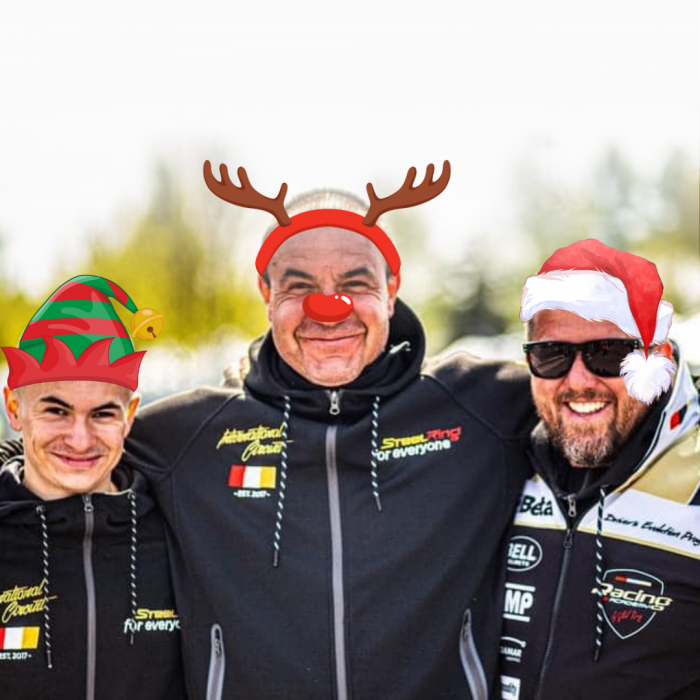 VÁNOČNÍ NADÍLKA Z RINGU!